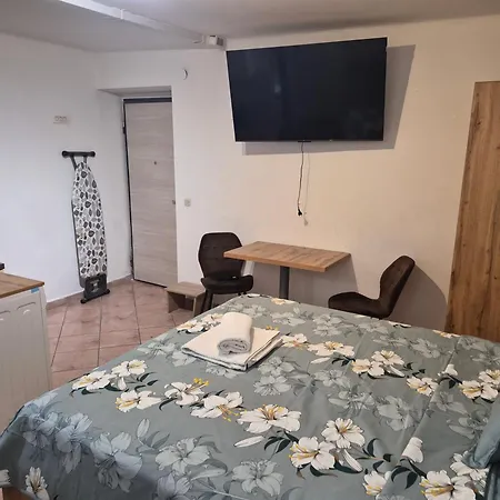 Lägenhet Apartmens Vukovarska Split
