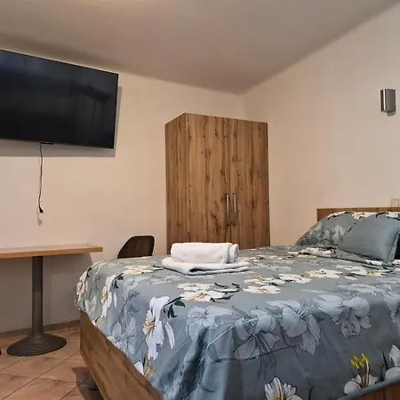 Lägenhet Apartmens Vukovarska